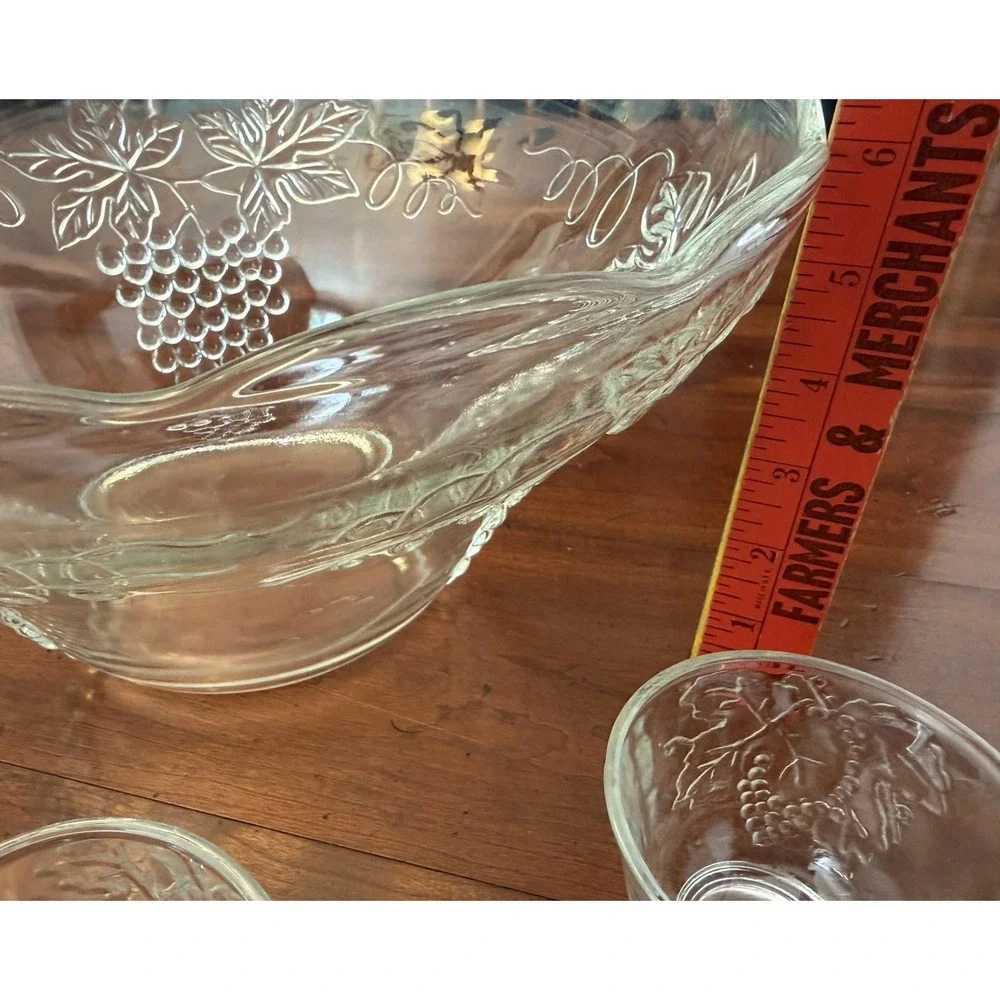 Vintage Anchor Hocking Harvest Grape Punch Bowl Set 9 Pieces Clear Glass Ruffled
